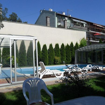 Bl Luxus Apartman Segedyn Zewnętrze zdjęcie
