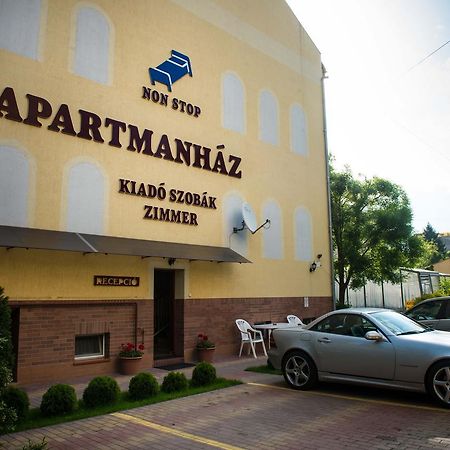 Bl Luxus Apartman Segedyn Zewnętrze zdjęcie
