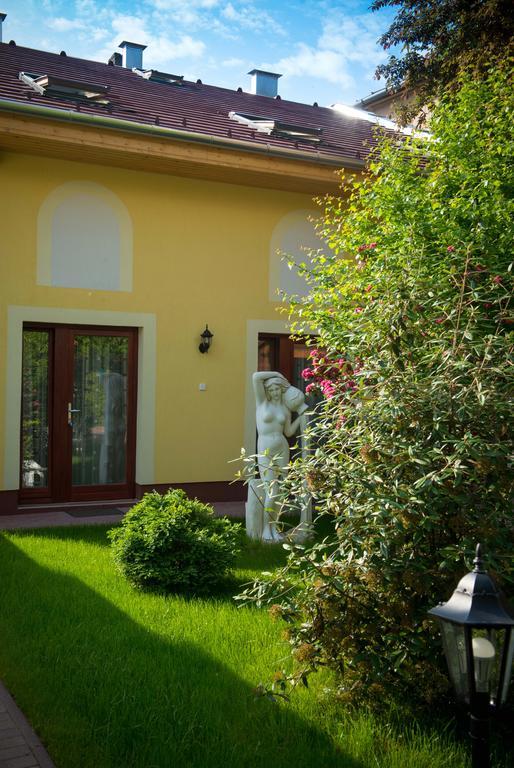Bl Luxus Apartman Segedyn Zewnętrze zdjęcie