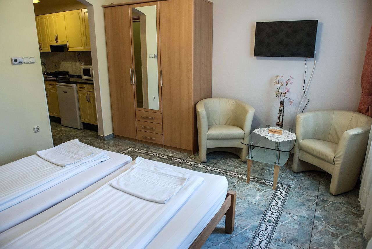 Bl Luxus Apartman Segedyn Zewnętrze zdjęcie