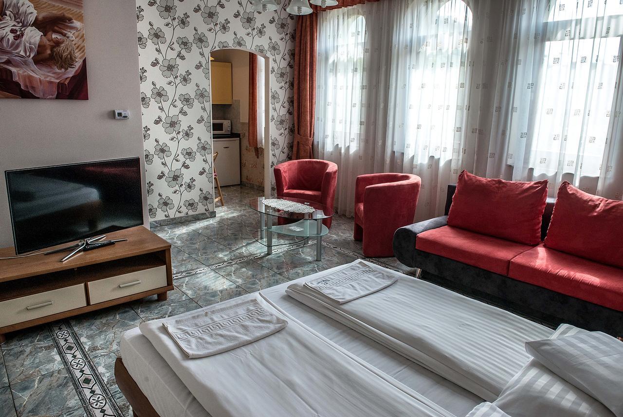 Bl Luxus Apartman Segedyn Zewnętrze zdjęcie