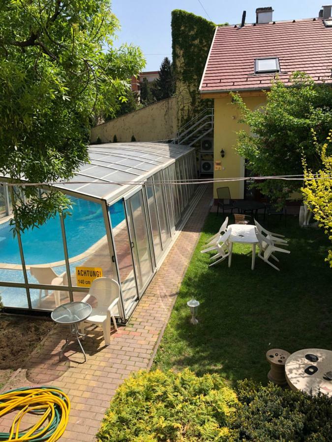 Bl Luxus Apartman Segedyn Zewnętrze zdjęcie